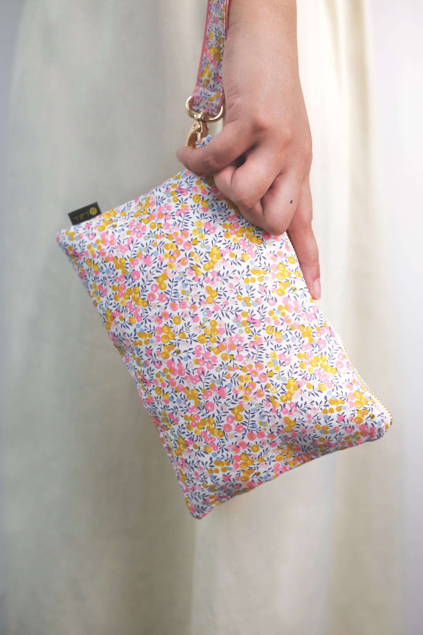 Wristlet Zip Pouch - Liberty Wiltshire Bud Pink